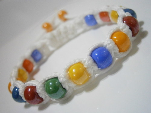 Barevný náramek (macramé) — foto 1