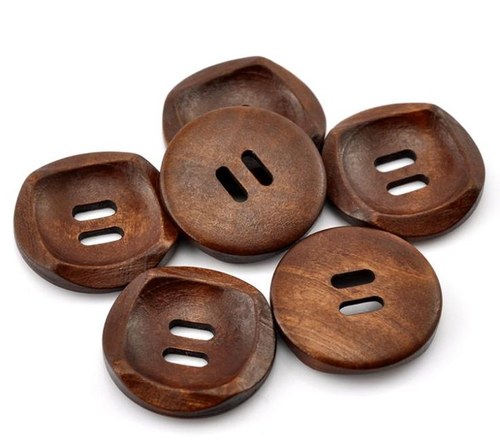 Knoflík dřevěný - káva