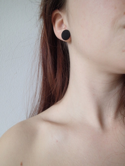 Simply black — foto 1
