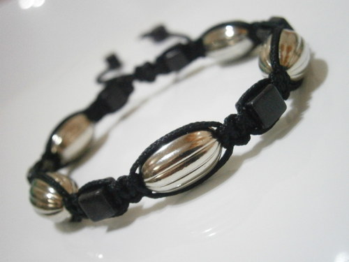 Macramé náramek — foto 1