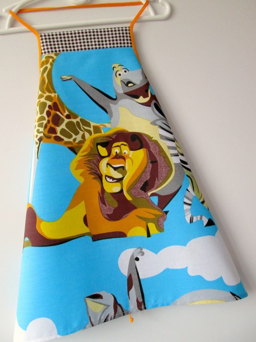 Zástěrka Dětská - Madagaskar- Král Džungle — foto 1