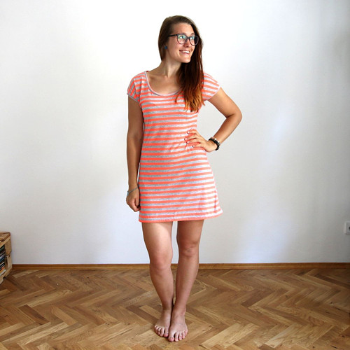 Neonové pruhované šatičky :) M — foto 1