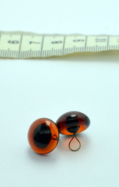 Skleněné oči hnědé průměr 10 mm