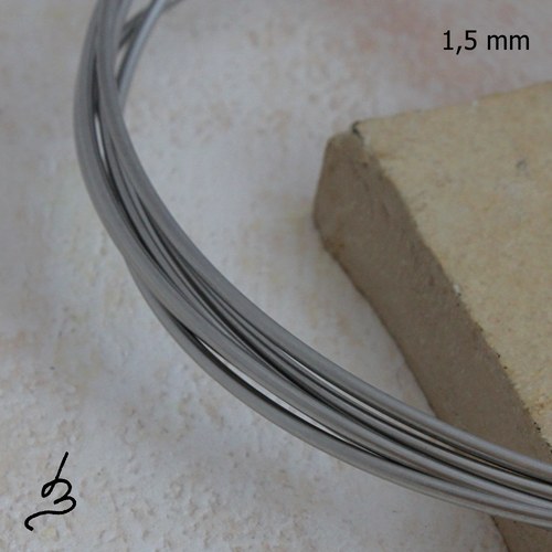 Nerezový drát 1,5 mm - 2 m