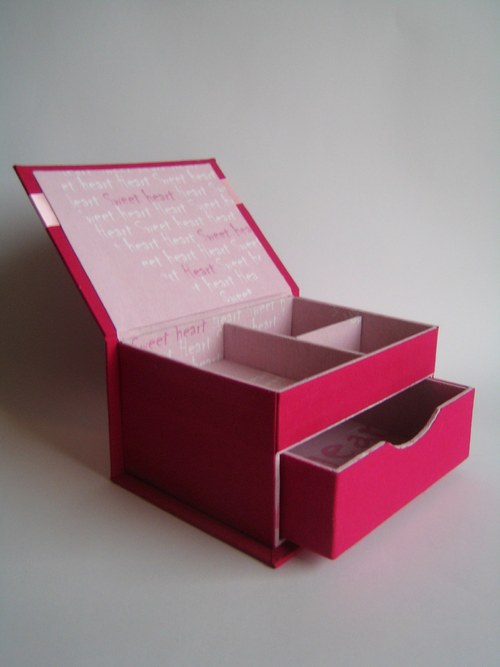 Šuplíková šperkovnice růžová se stuhou — foto 1