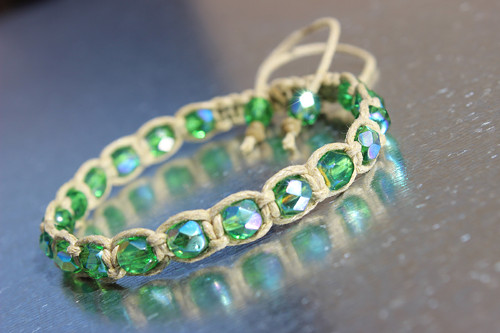 Náramek macramé/shamballa.. — foto 1