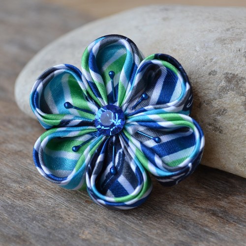 Kanzashi květ Striped — foto 1