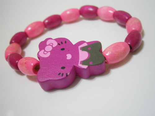 Dětský růžový náramek Hello Kitty — foto 1
