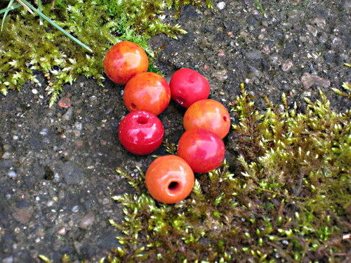 Žíhané skleněné korálky 1 cm. — foto 1