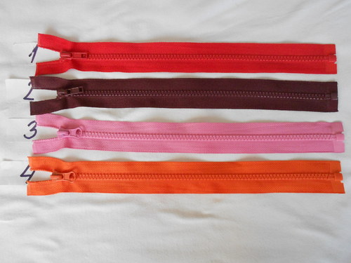 Zip dělitelný 40 cm — foto 1
