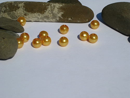 Voskové zlaté perly 0,6 cm. — foto 1