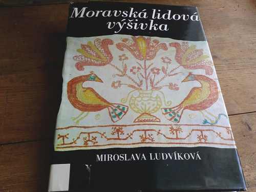 Moravská lidová výšivka — foto 1