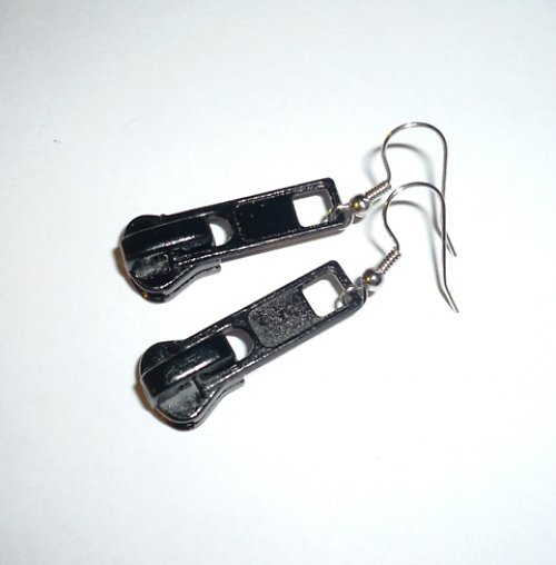 Černé náušnice Zip-Zip — foto 1