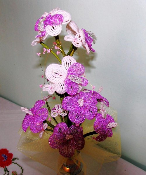 Kytice z korálků - orchidej — foto 1