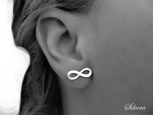 Stříbrné 925 Naušnice, ... INFINITY.... — foto 1