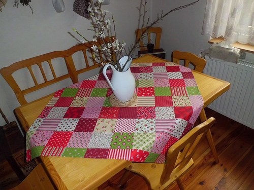 Ubrus Červený patchwork — foto 1