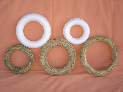 Polystyrenový kruh - průměr 15 cm