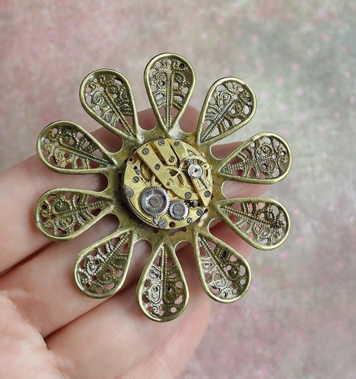 Flower brooch — foto 1
