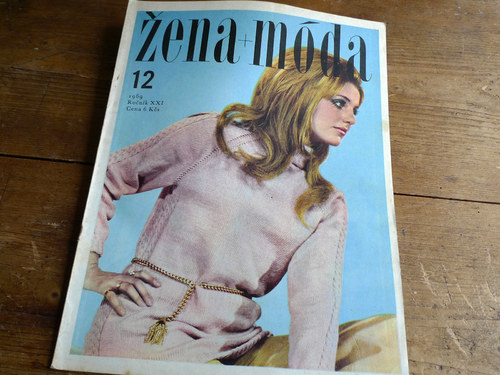 ŽENA a MÓDA ... módní časopis ... 12/1969 — foto 1