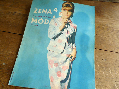 ŽENA a MÓDA ... módní časopis ... 4/1965 — foto 1