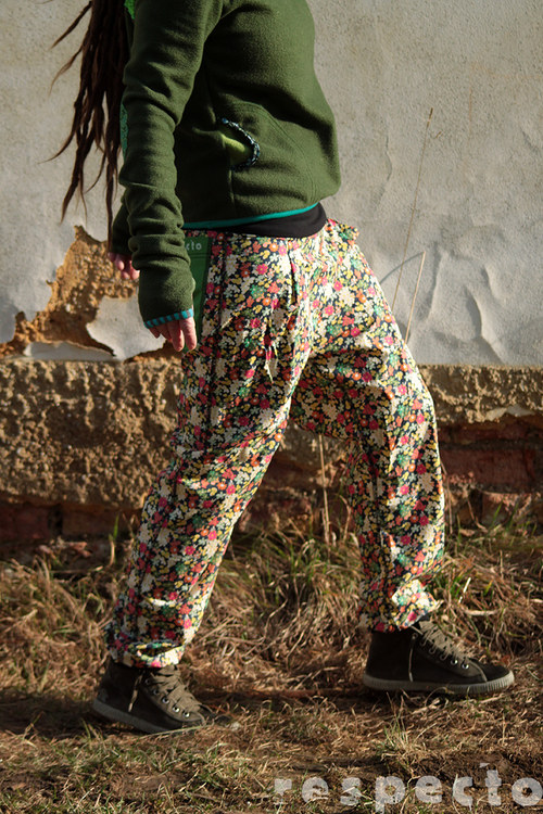 Kalhoty vel. L — foto 1