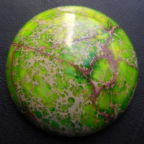 Variscit - kabošon (35 x 35 x 8 mm) — foto 1