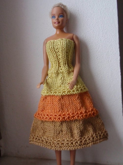 BARBIE-pomerančové šaty — foto 1