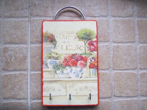 Věšáček — foto 1