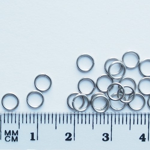 Nerezový kroužek 5mm, 20ks