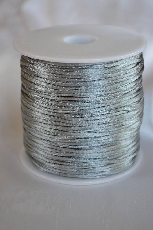 Šnúrka saténová strieborná, 1mm