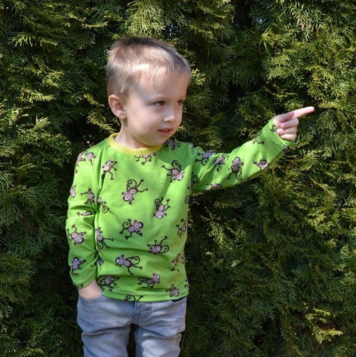 Střih a fotonávod na ušití dětského trička