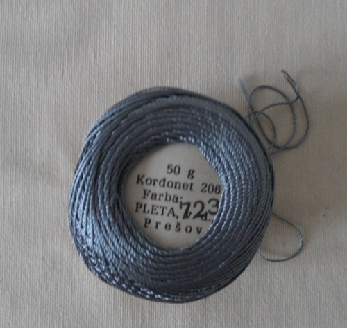 Kordonet lesklá 50g. šedá — foto 1