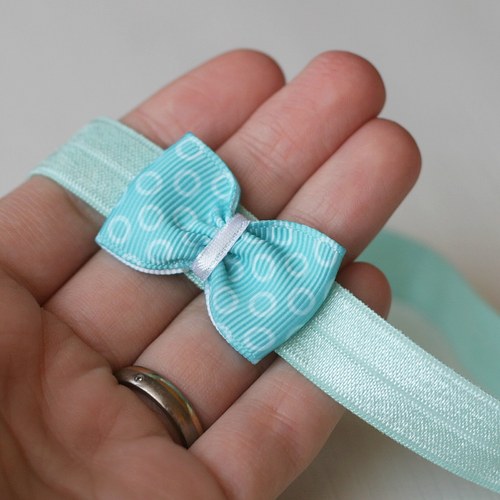 Čelenka pro newborn - mentolová — foto 1