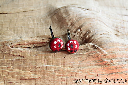 D28/ visací náušnicové buttonky