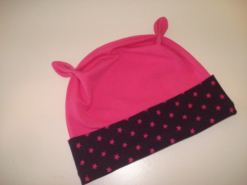 Čepička růžová-hvězdičky — foto 1
