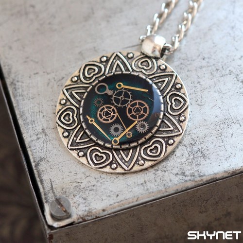 Barevný amulet — foto 1