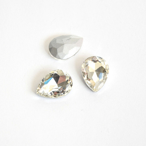 Skleněný kabošon slza 18x13 mm - krystal