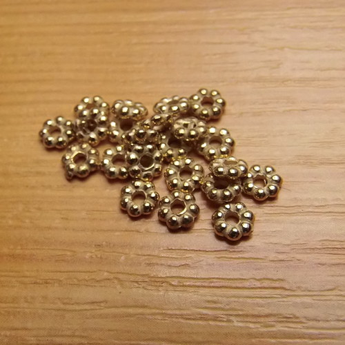 Vločka - 4mm - zlato