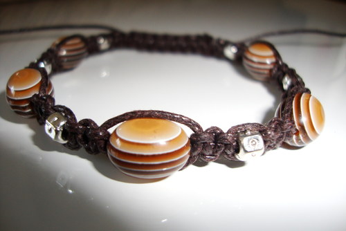 Náramek drhaný macramé — foto 1