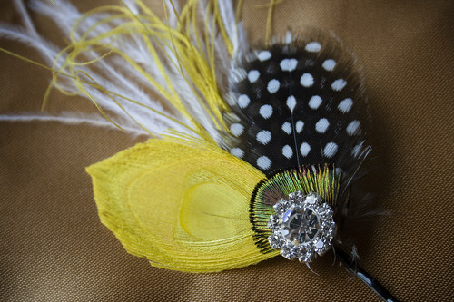 Peříčkový fascinátor