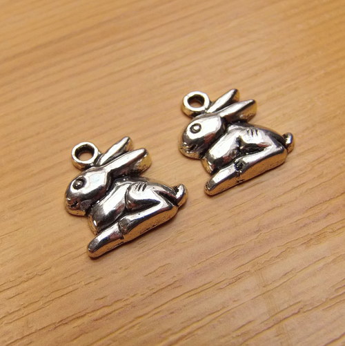 Králík -13x15mm - starostříbro