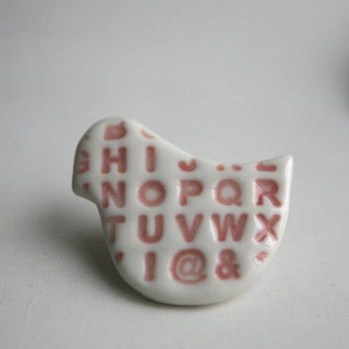Messinger Pink (porcelánová brož) — foto 1