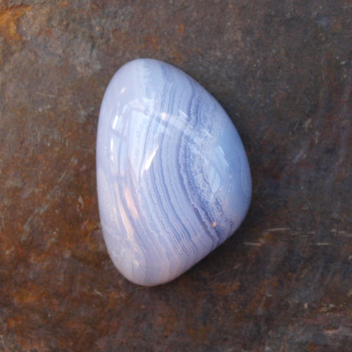 Chalcedon krajkový, kabošon č. 1727 — foto 1