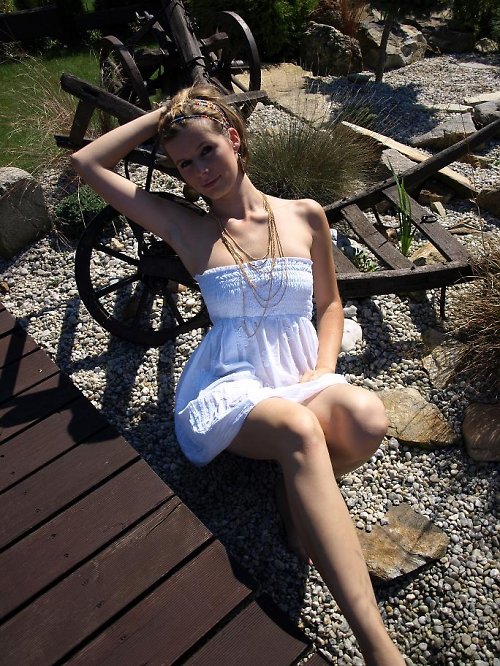 "NA PŘÁNÍ" Bílé bavlněné šaty — foto 1