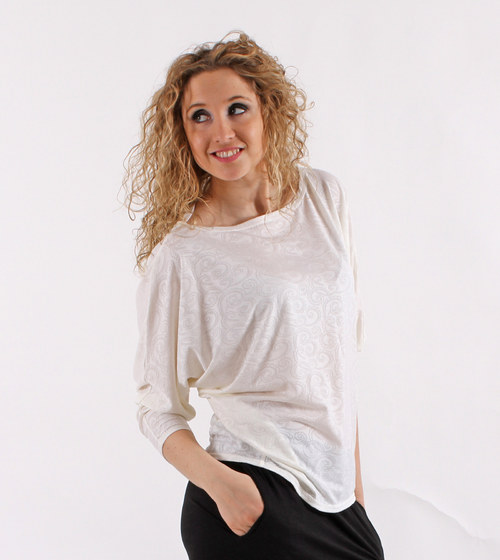 Volná bílá tunika — foto 1