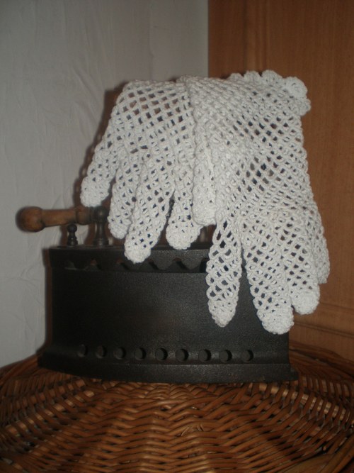 Společenské rukavičky háčkované — foto 1