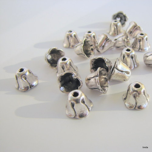 Kaplík zvonek *10x12mm * 10 ks / bal