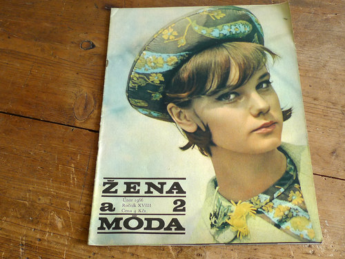 ŽENA a MÓDA ... módní časopis ... 2/1966 — foto 1