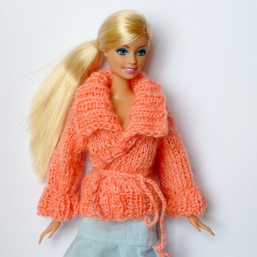 Zavinovací svetřík pro Barbie — foto 1