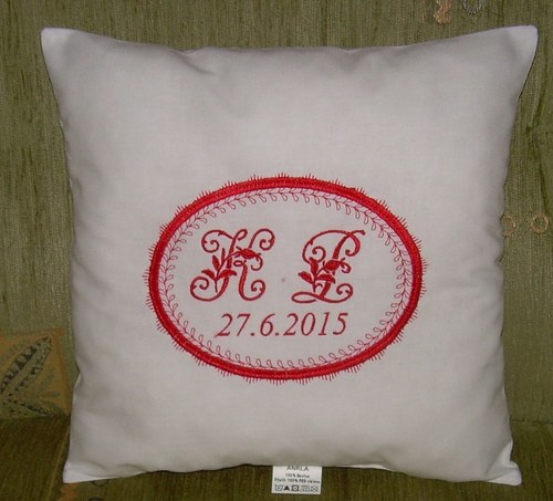 Polštářek s monogramem